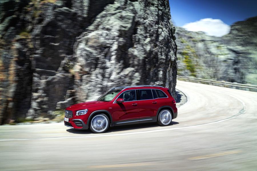  Mercedes-AMG GLB35 4Matic (X247) 2019 года  (WW) (фото 9 из 47)